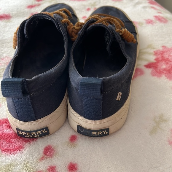 Sperry Women’s Leather Tie Sneaker - Picture 3 of 6